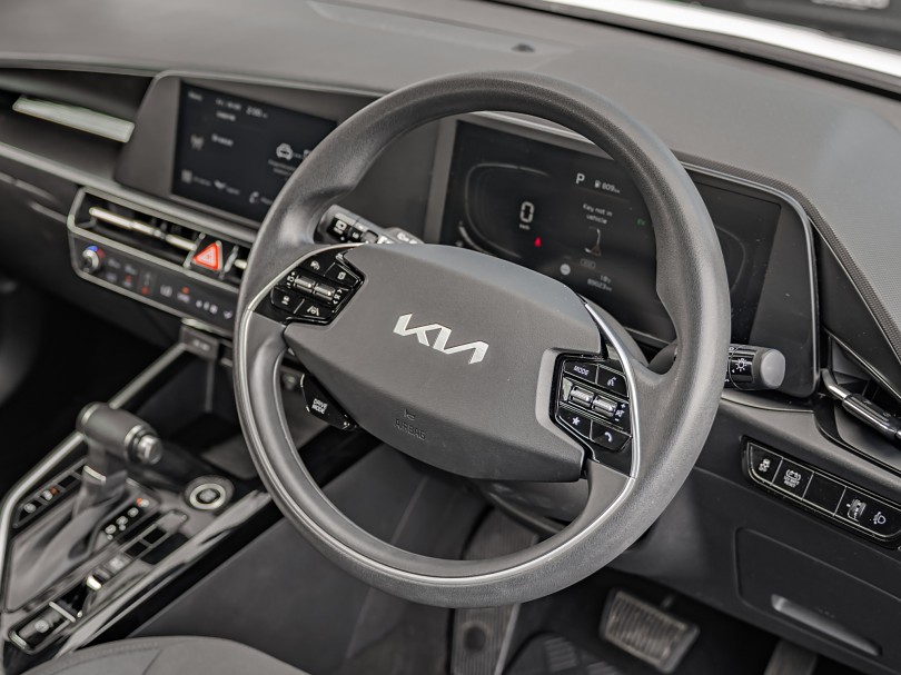 2023 Kia Niro 9