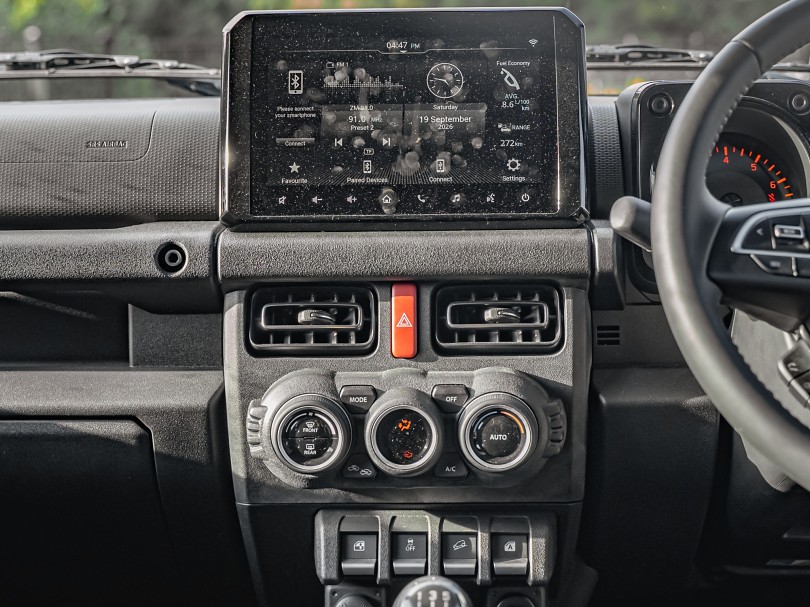 2026 Suzuki Jimny 15