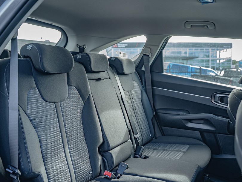 2026 Kia Sorento 16