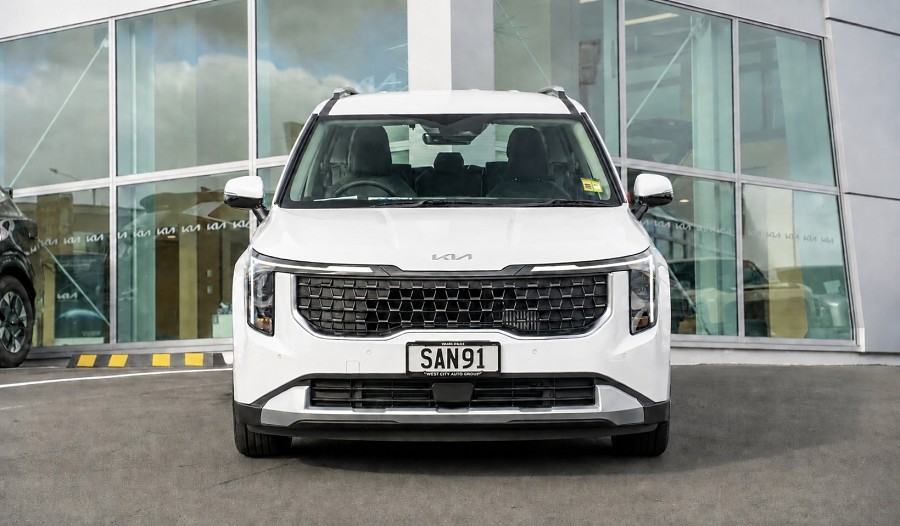 2026 Kia Carnival 3