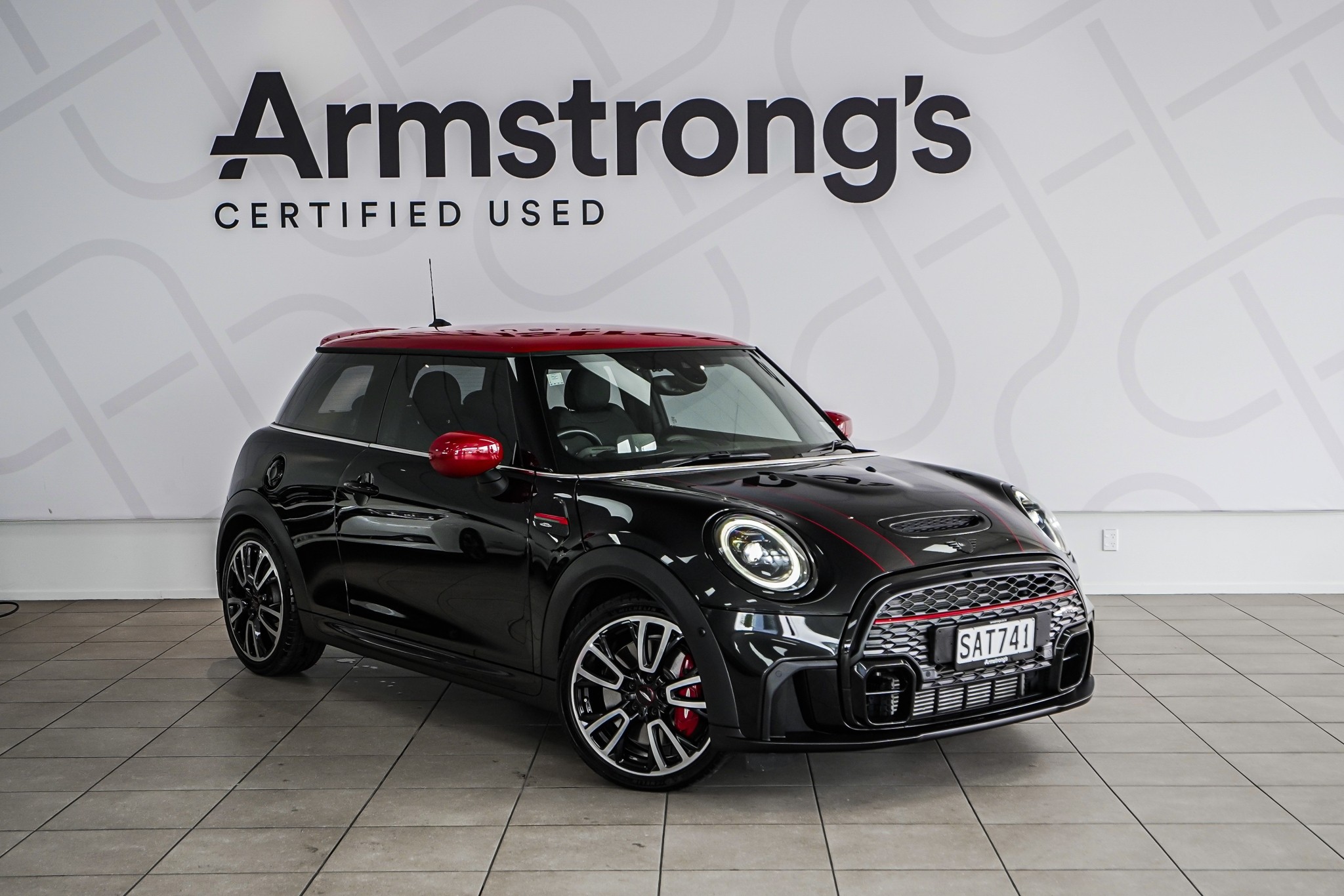 2023 Mini Hatch