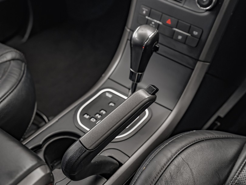 2018 Mahindra XUV500 15
