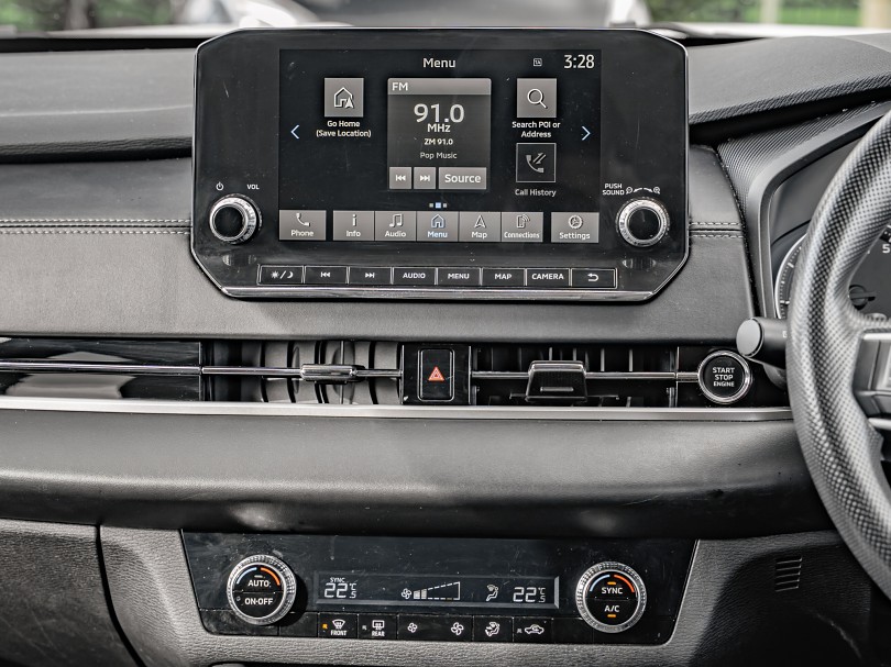 2023 Mitsubishi Outlander 15