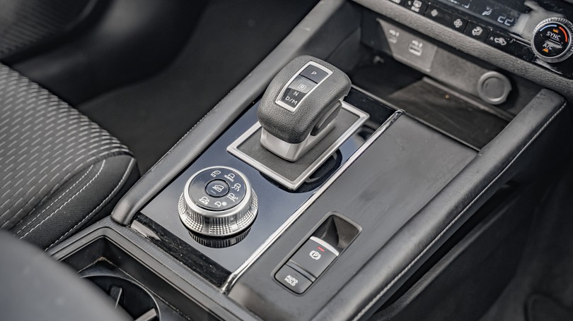 2023 Mitsubishi Outlander 16