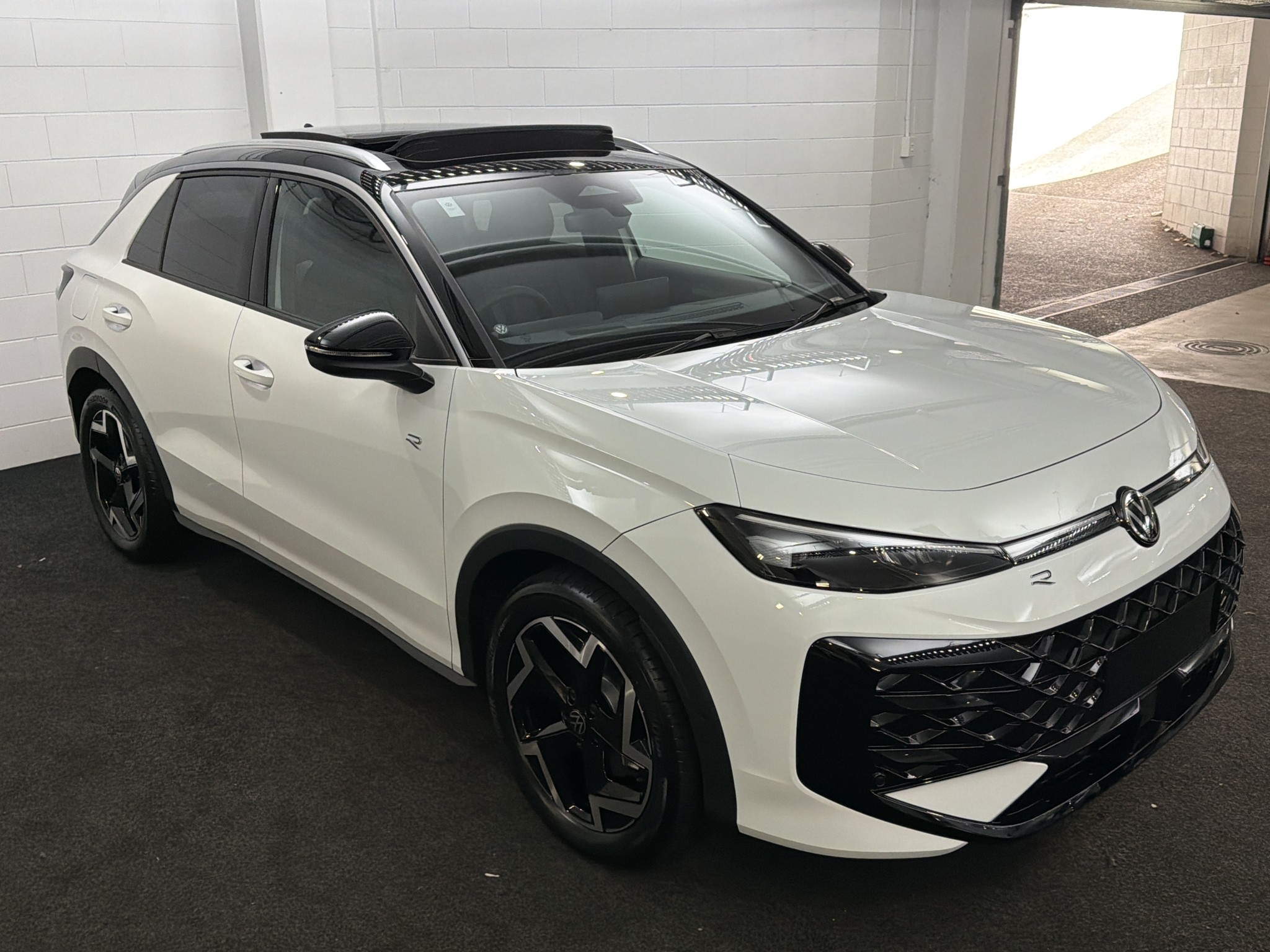 Volkswagen T-Roc R-LINE