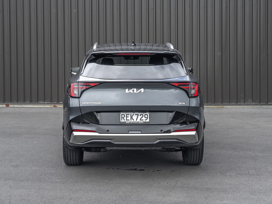2025 Kia Sportage 4