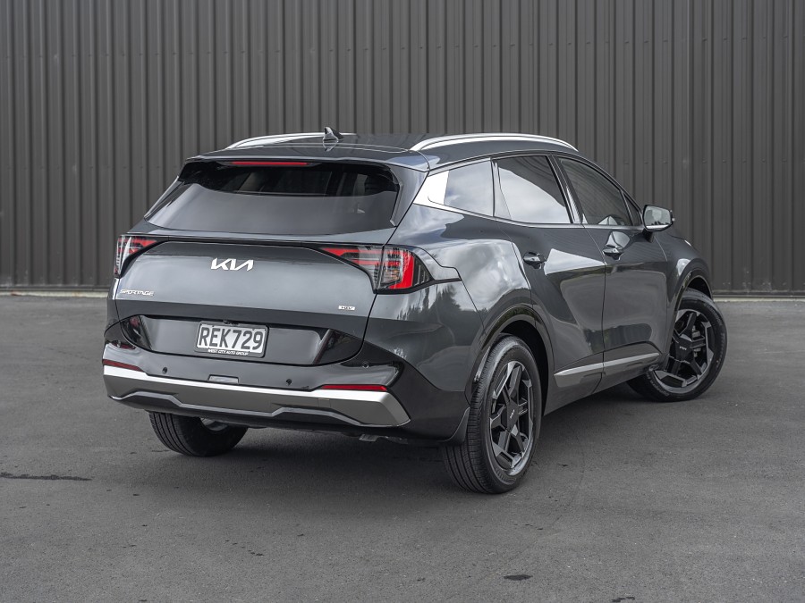 2025 Kia Sportage 2
