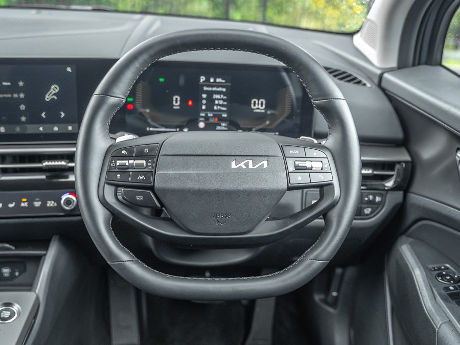 2025 Kia Sportage 10