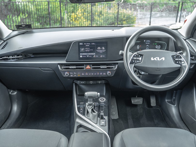 2023 Kia Niro 14
