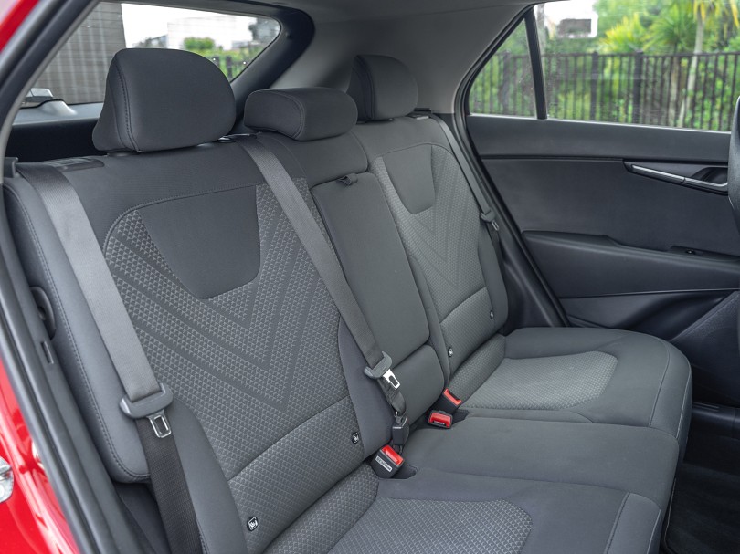 2023 Kia Niro 17