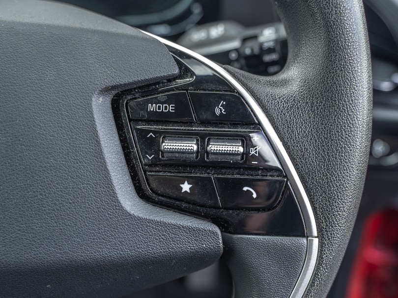 2023 Kia Niro 12