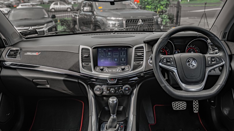 2017 Holden Commodore 14