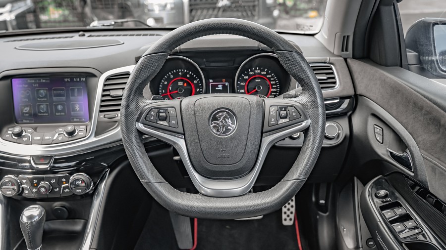 2017 Holden Commodore 10