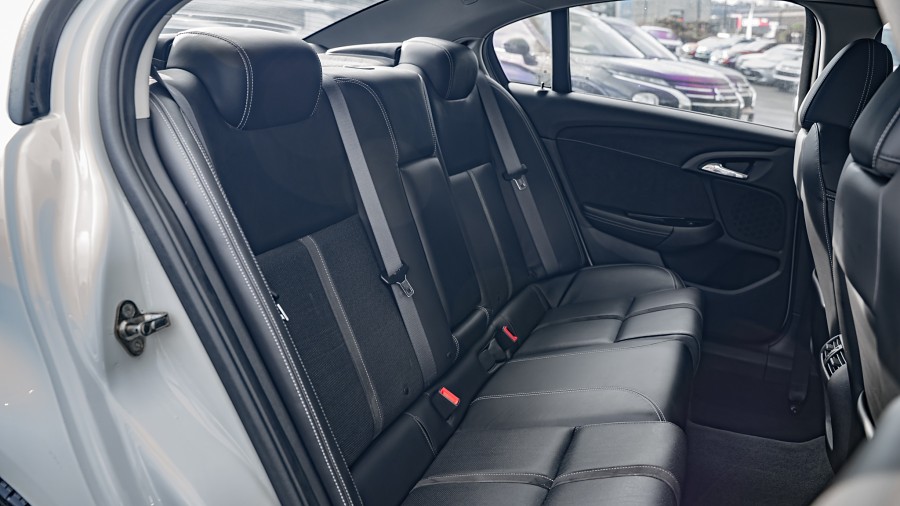 2017 Holden Commodore 17