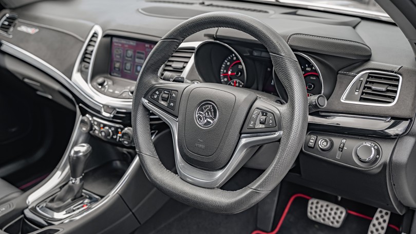 2017 Holden Commodore 9