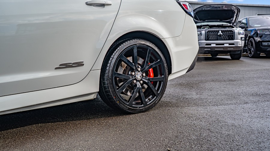 2017 Holden Commodore 7