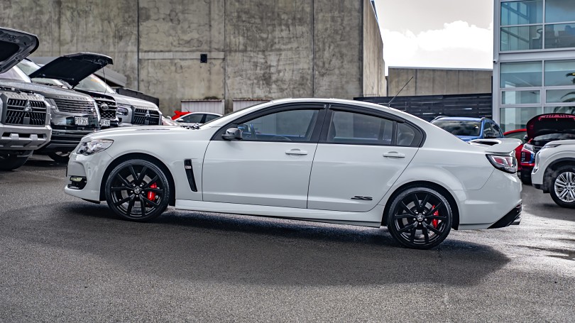 2017 Holden Commodore 5
