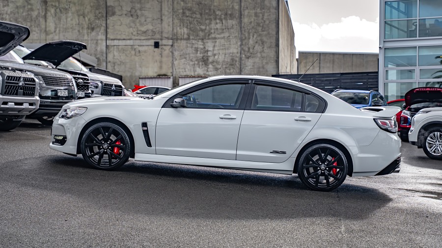 2017 Holden Commodore 5