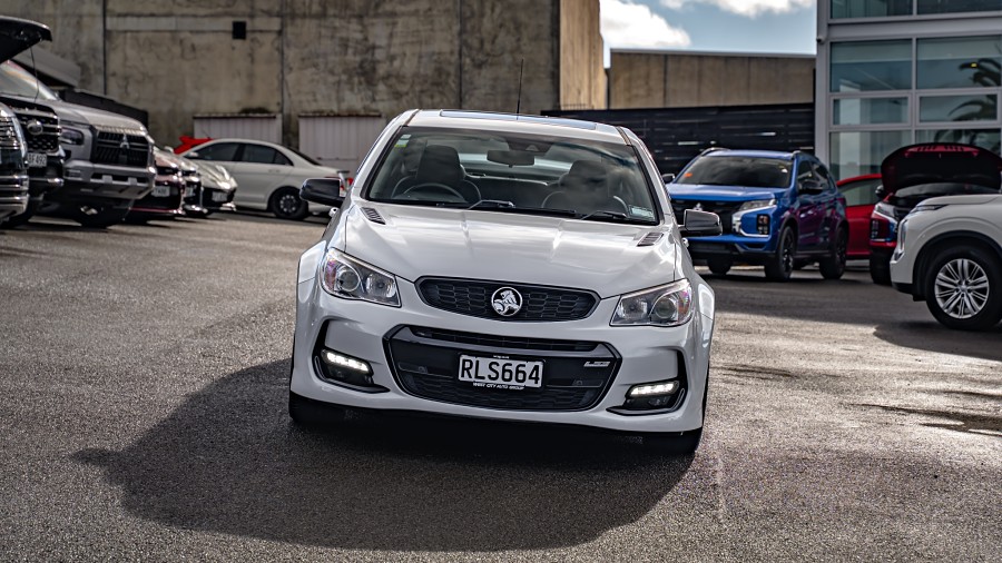 2017 Holden Commodore 3