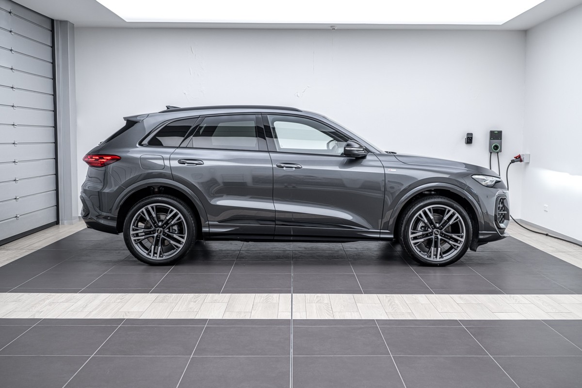 Audi Q5 SUV TFSI QUATTRO S TRONIC 150 KW