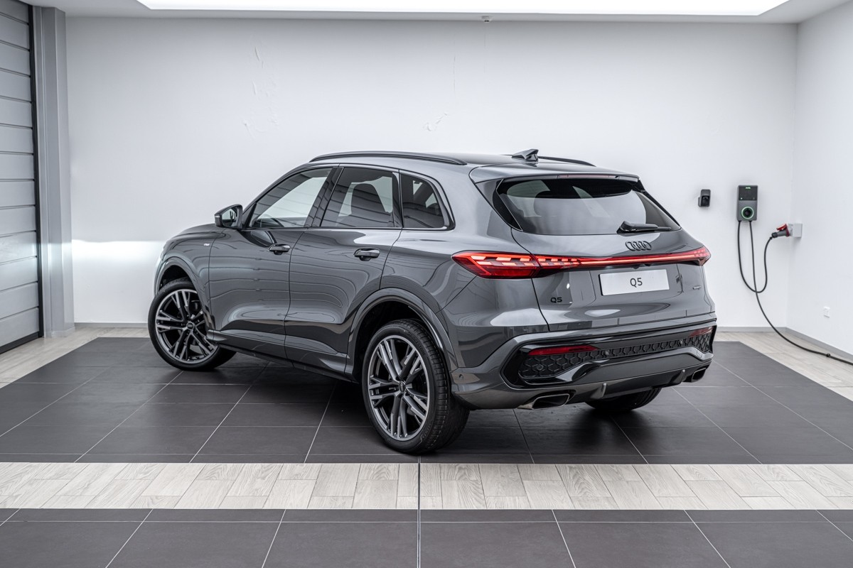 Audi Q5 SUV TFSI QUATTRO S TRONIC 150 KW