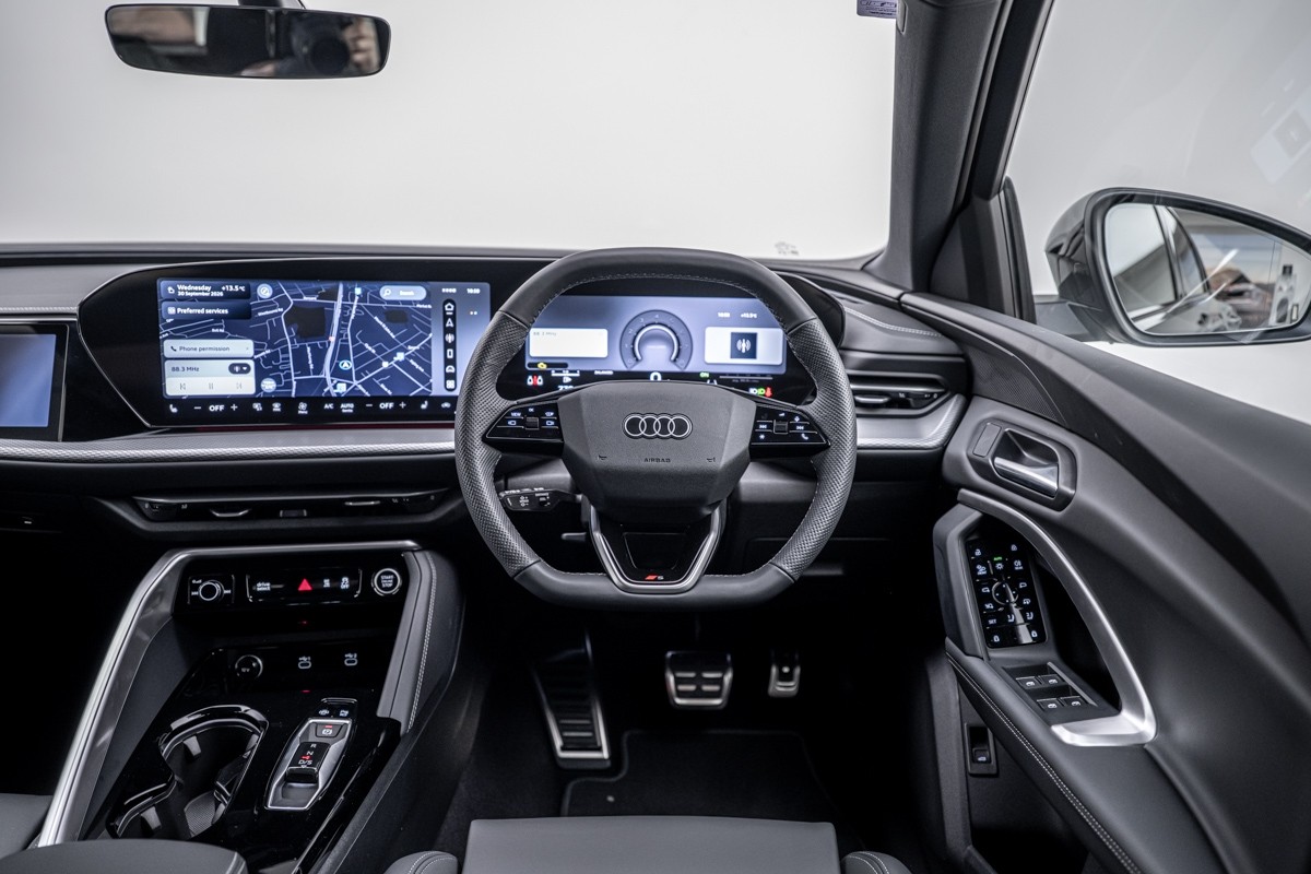 Audi Q5 SUV TFSI QUATTRO S TRONIC 150 KW