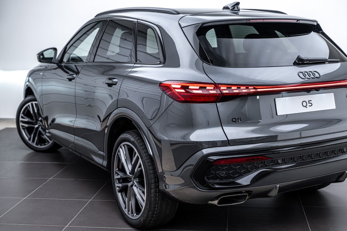 Audi Q5 SUV TFSI QUATTRO S TRONIC 150 KW