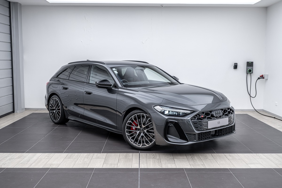 Audi S5 AVANT TFSI