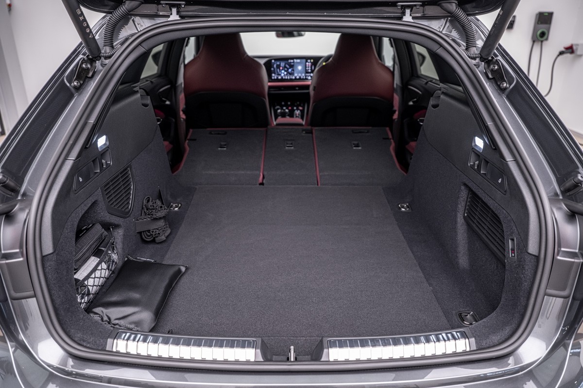 Audi S5 AVANT TFSI