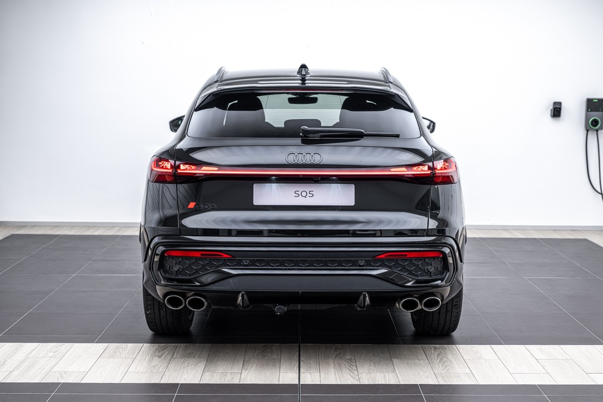 Audi SQ5 SPORTBACK TFSI