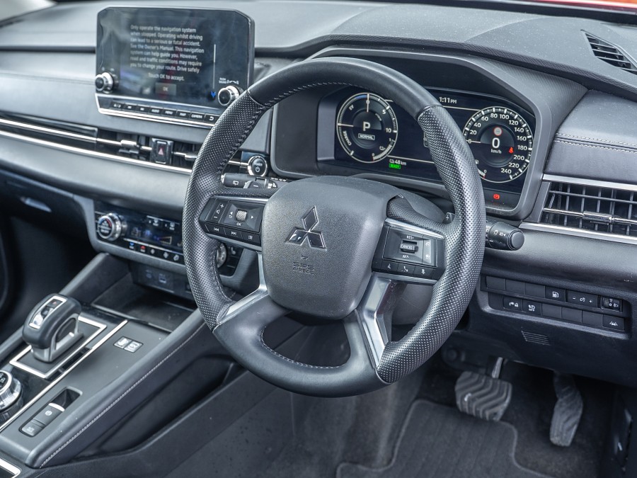 2022 Mitsubishi Outlander 9