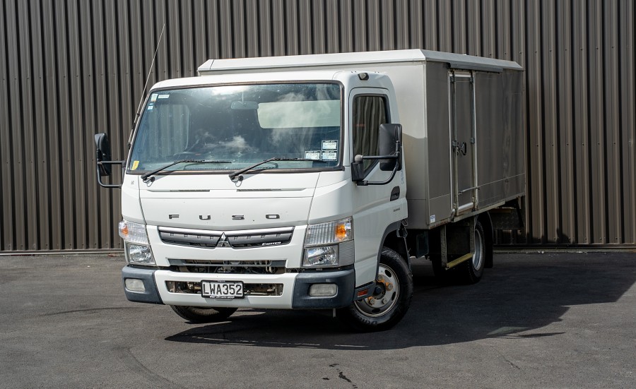 2019 Fuso Canter 1