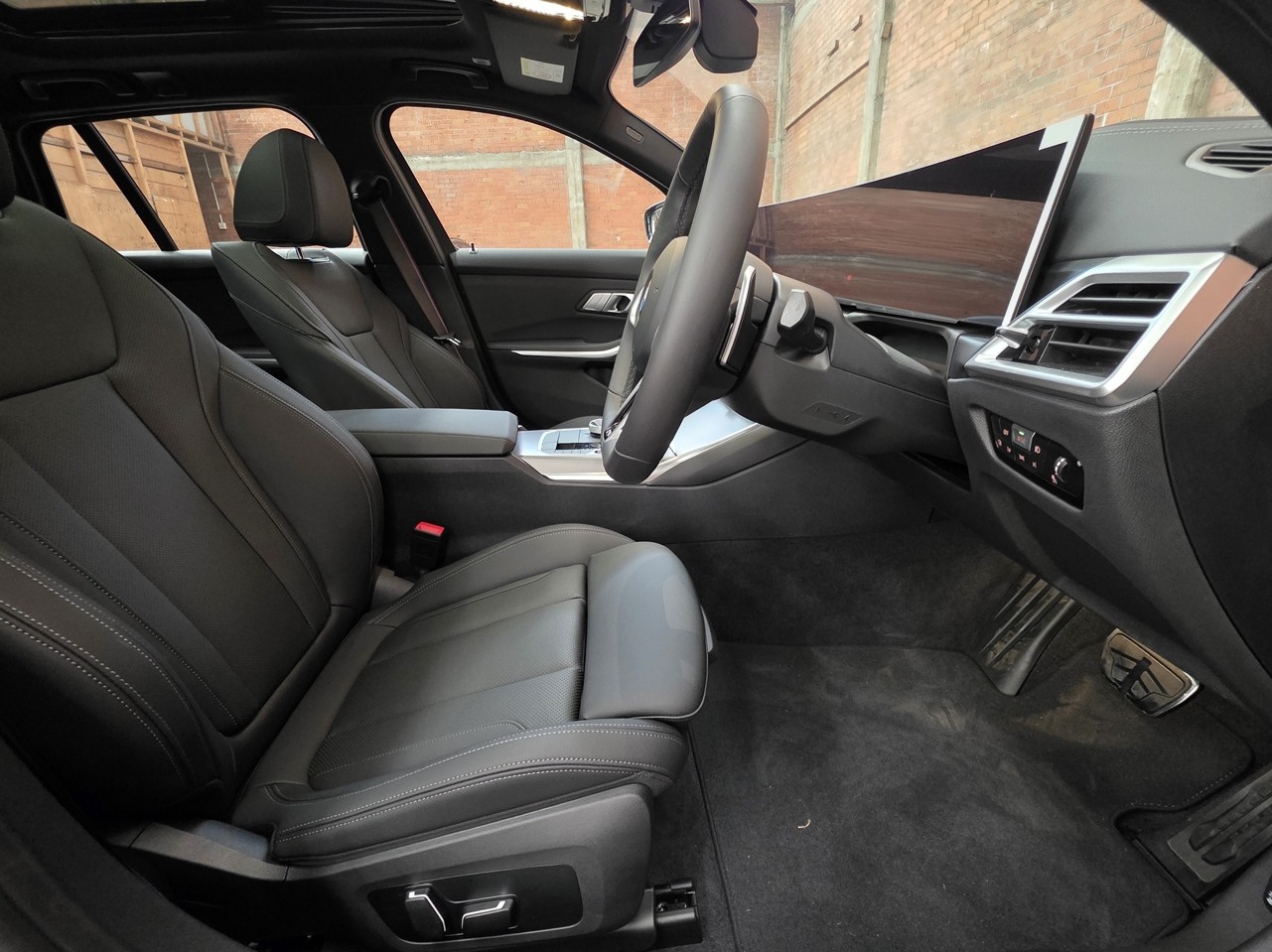 BMW 320d Xdrive Touring Enhancement & Executive Package