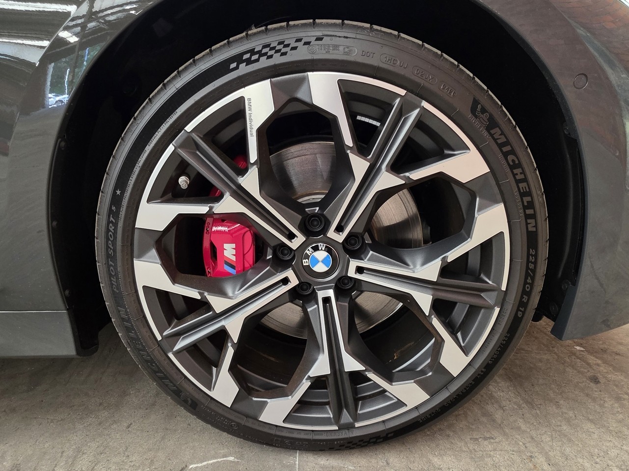 BMW 320d Xdrive Touring Enhancement & Executive Package