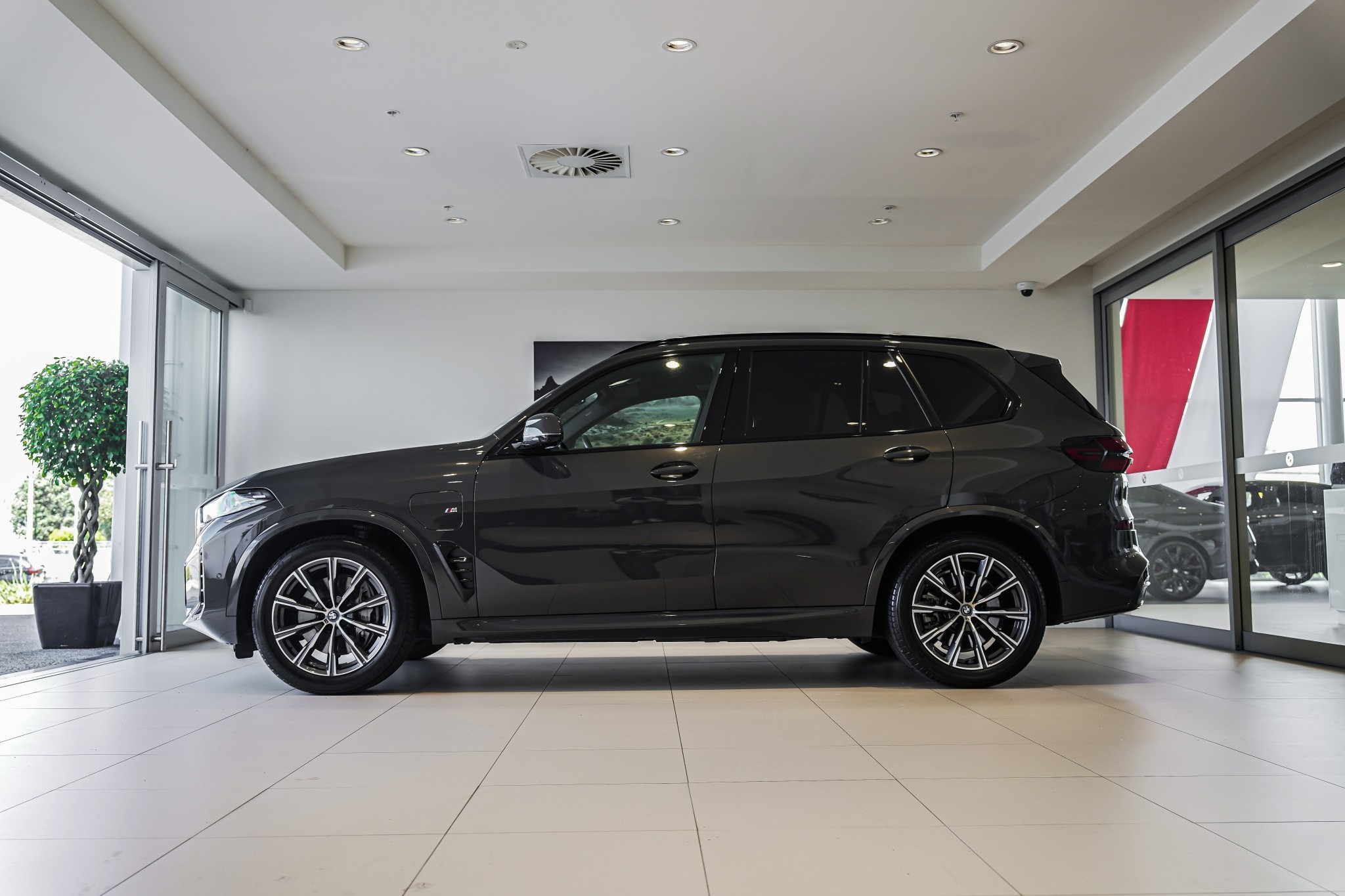 BMW X5 42EU XDRIVE50E M Sport Executive & Innovations
