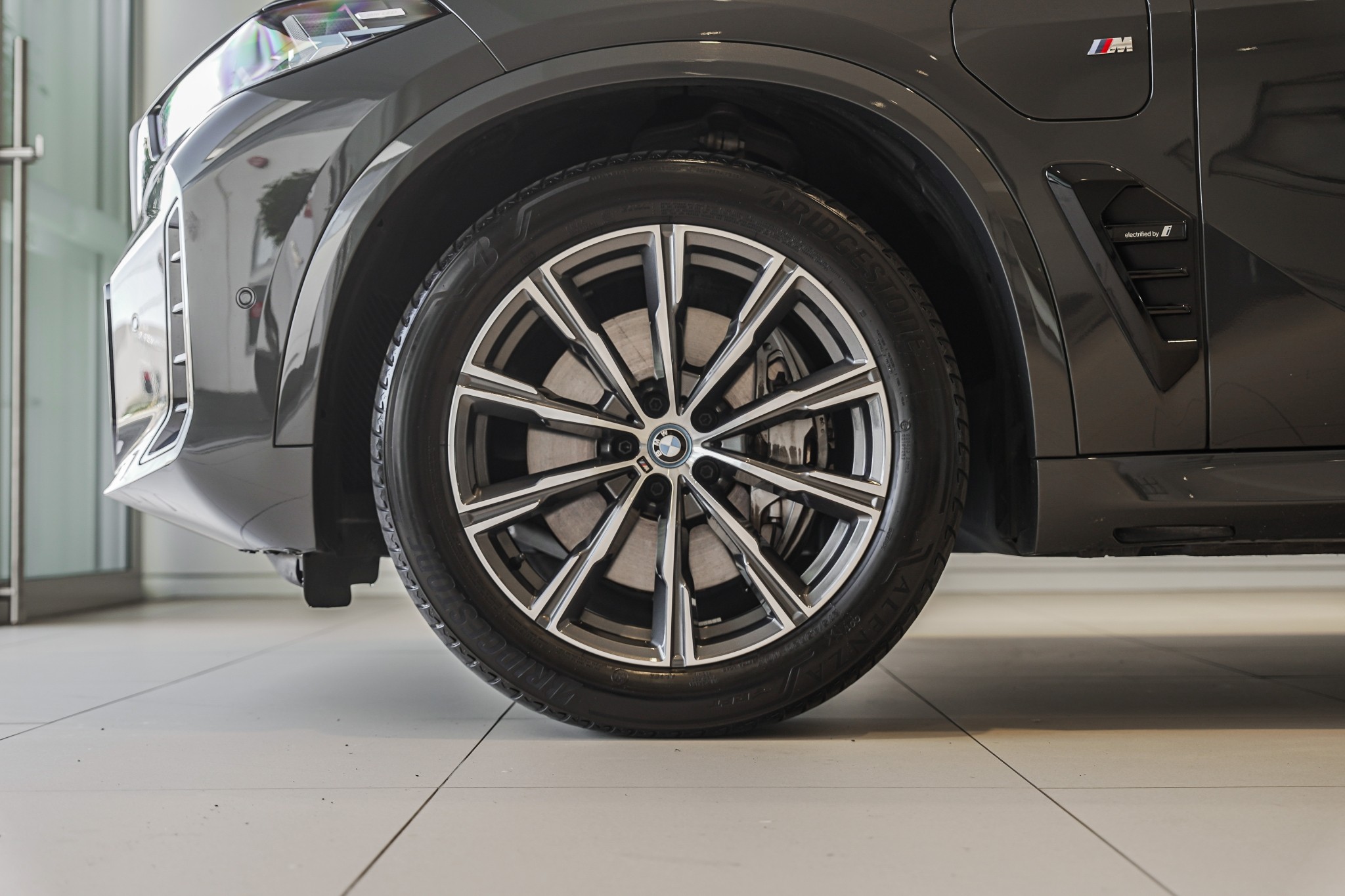 BMW X5 42EU XDRIVE50E M Sport Executive & Innovations