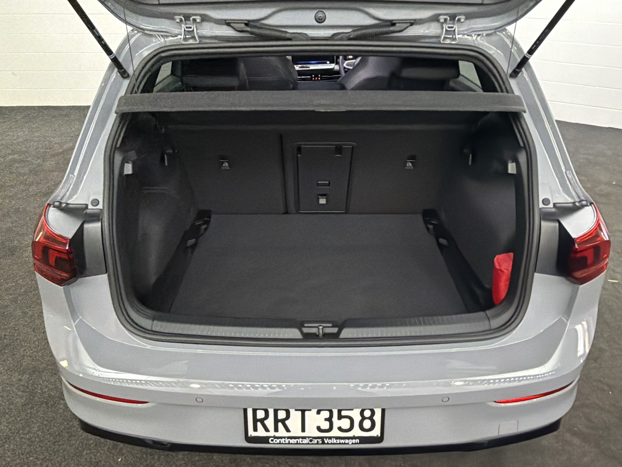 Volkswagen Golf 8.5 R-LINE