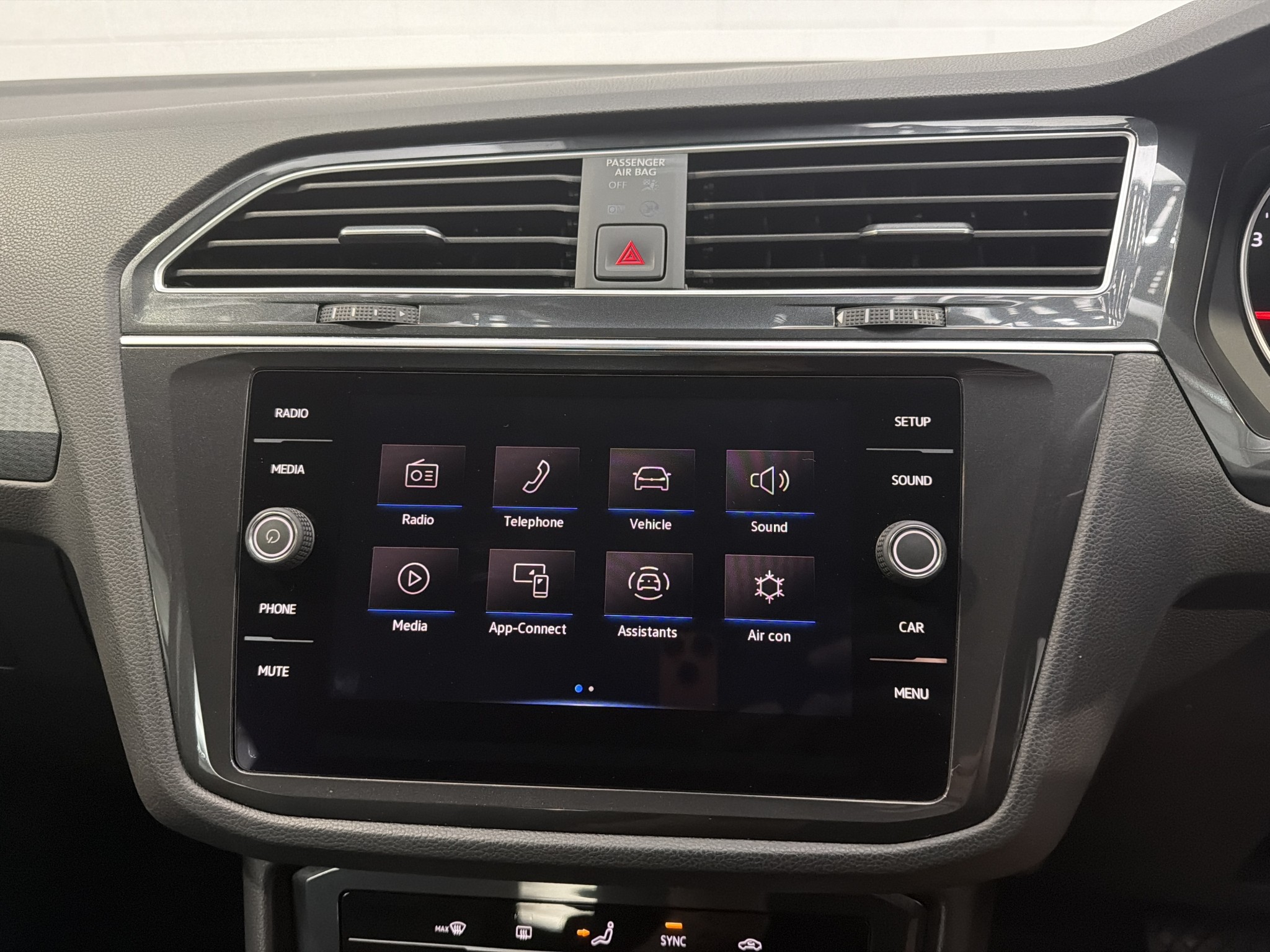 Volkswagen Tiguan TSI LIFE 2WD 1.4PT