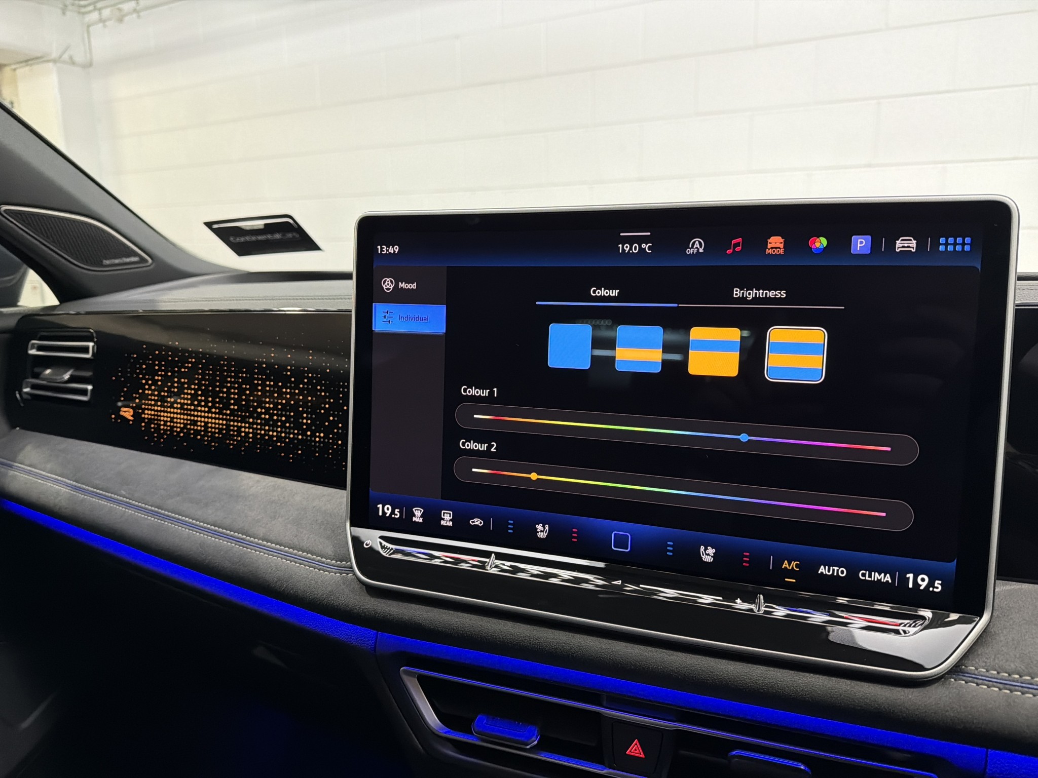 Volkswagen Tiguan R-LINE AWD