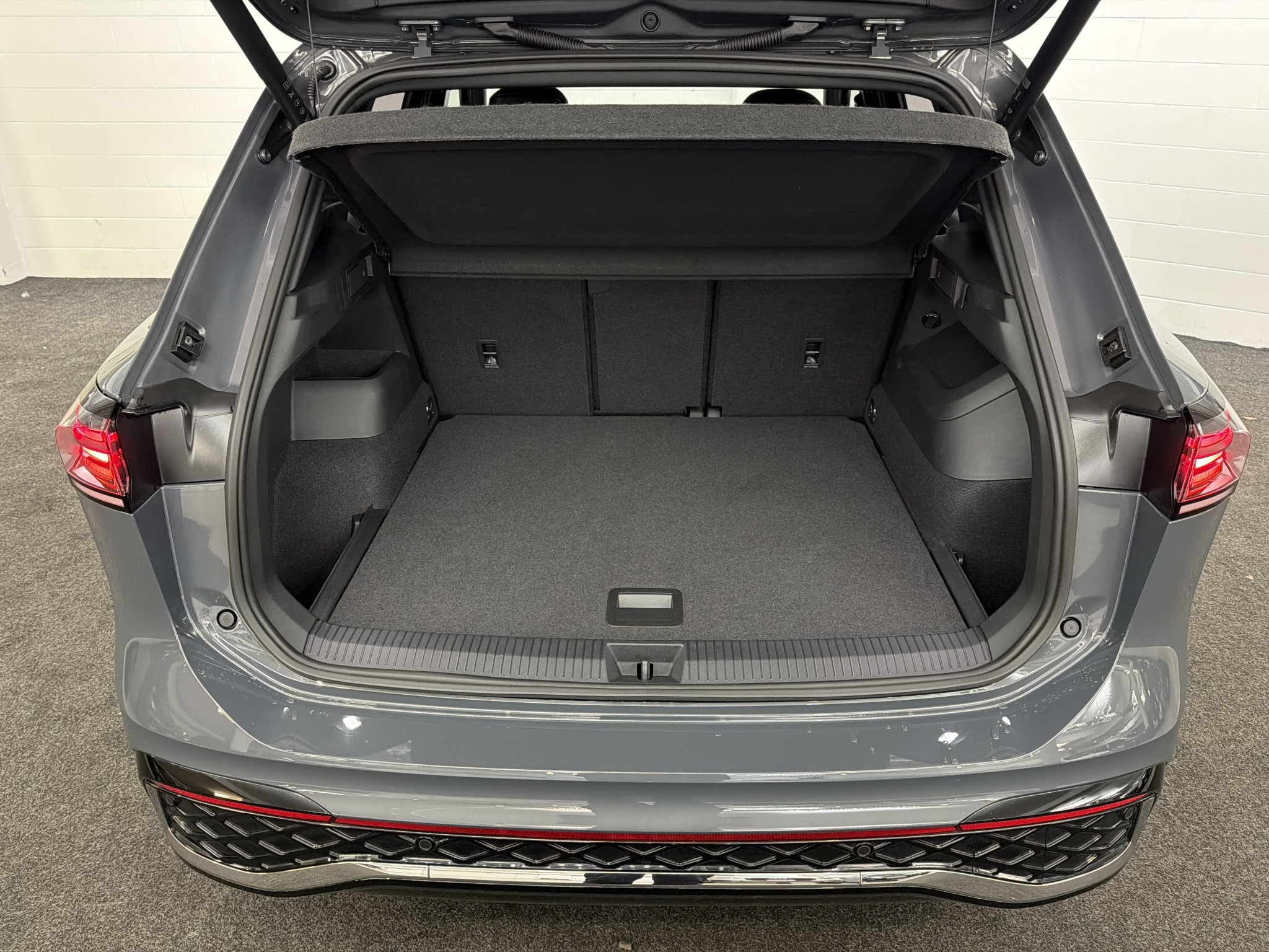 Volkswagen Tiguan R-LINE AWD