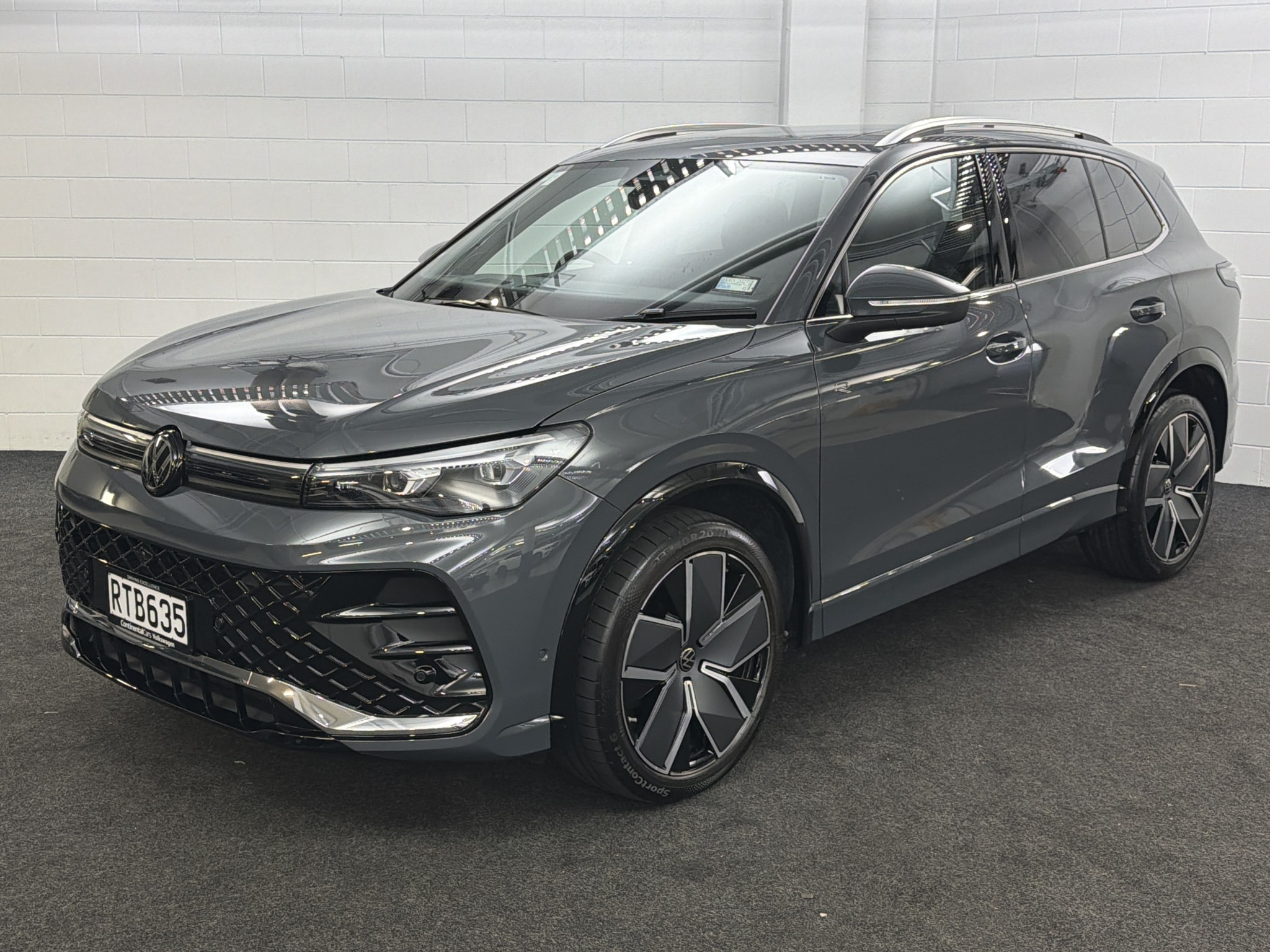 Volkswagen Tiguan R-LINE AWD