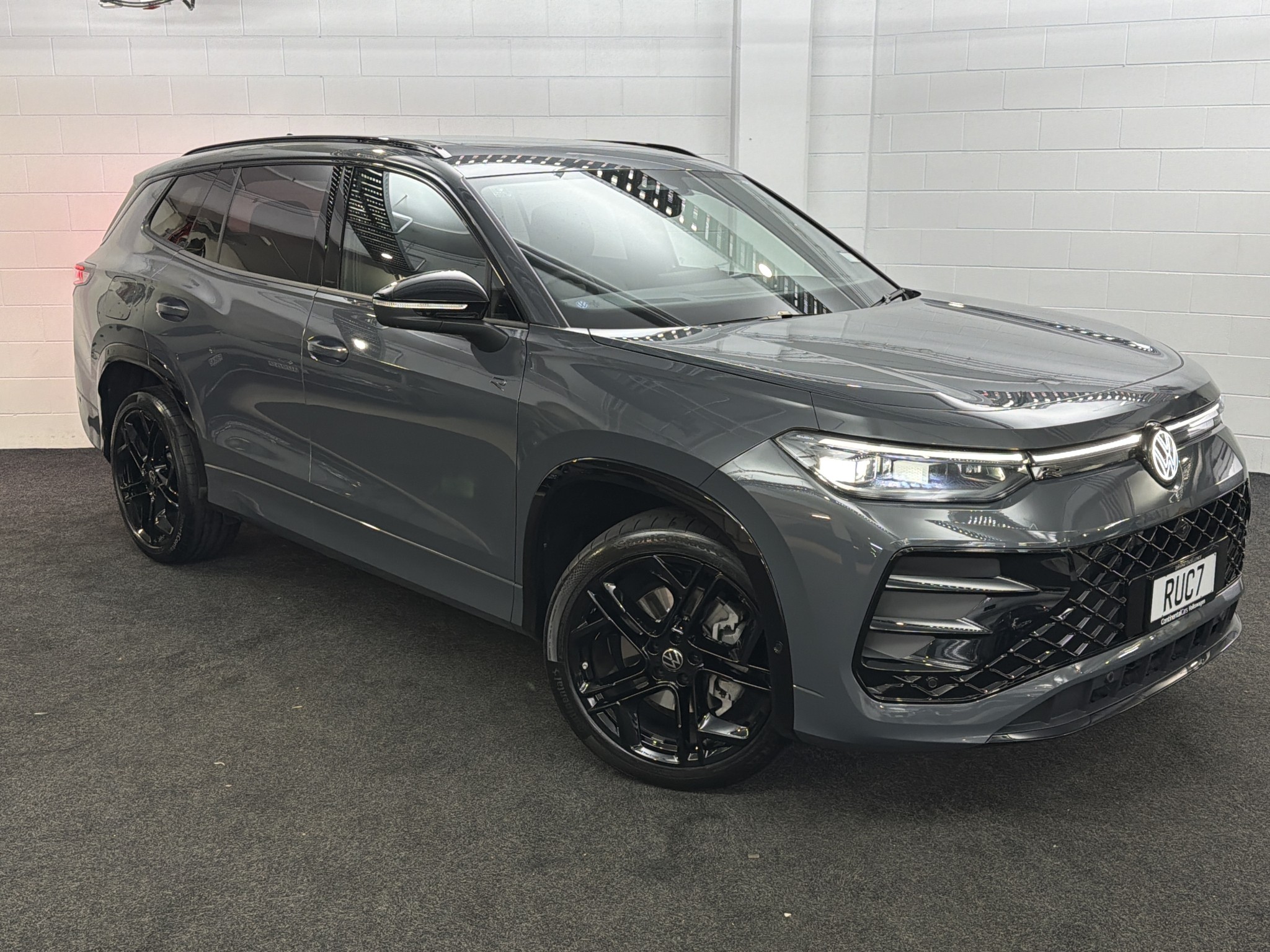 Volkswagen Tayron R-LINE AWD