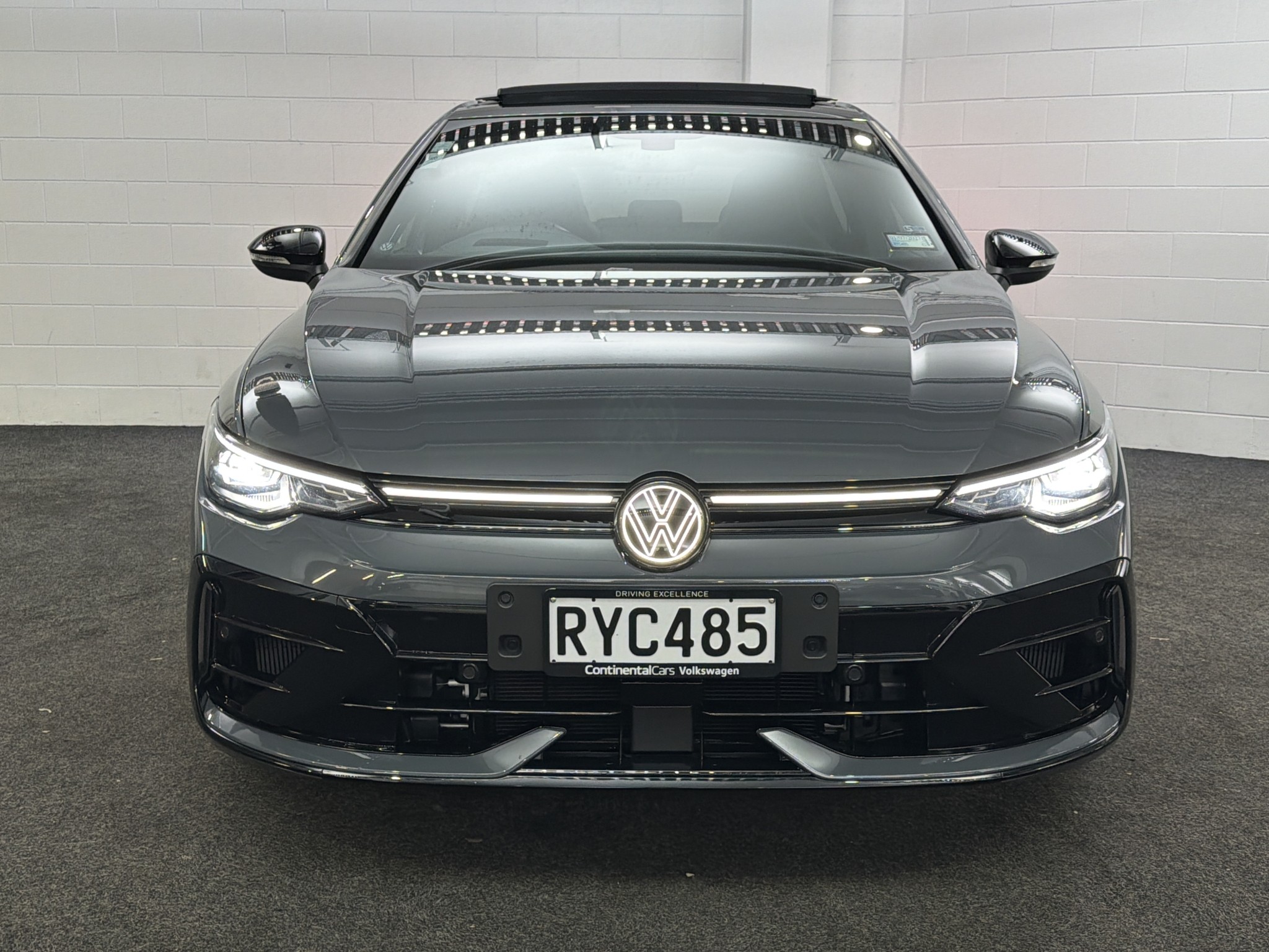 Volkswagen Golf R 8.5