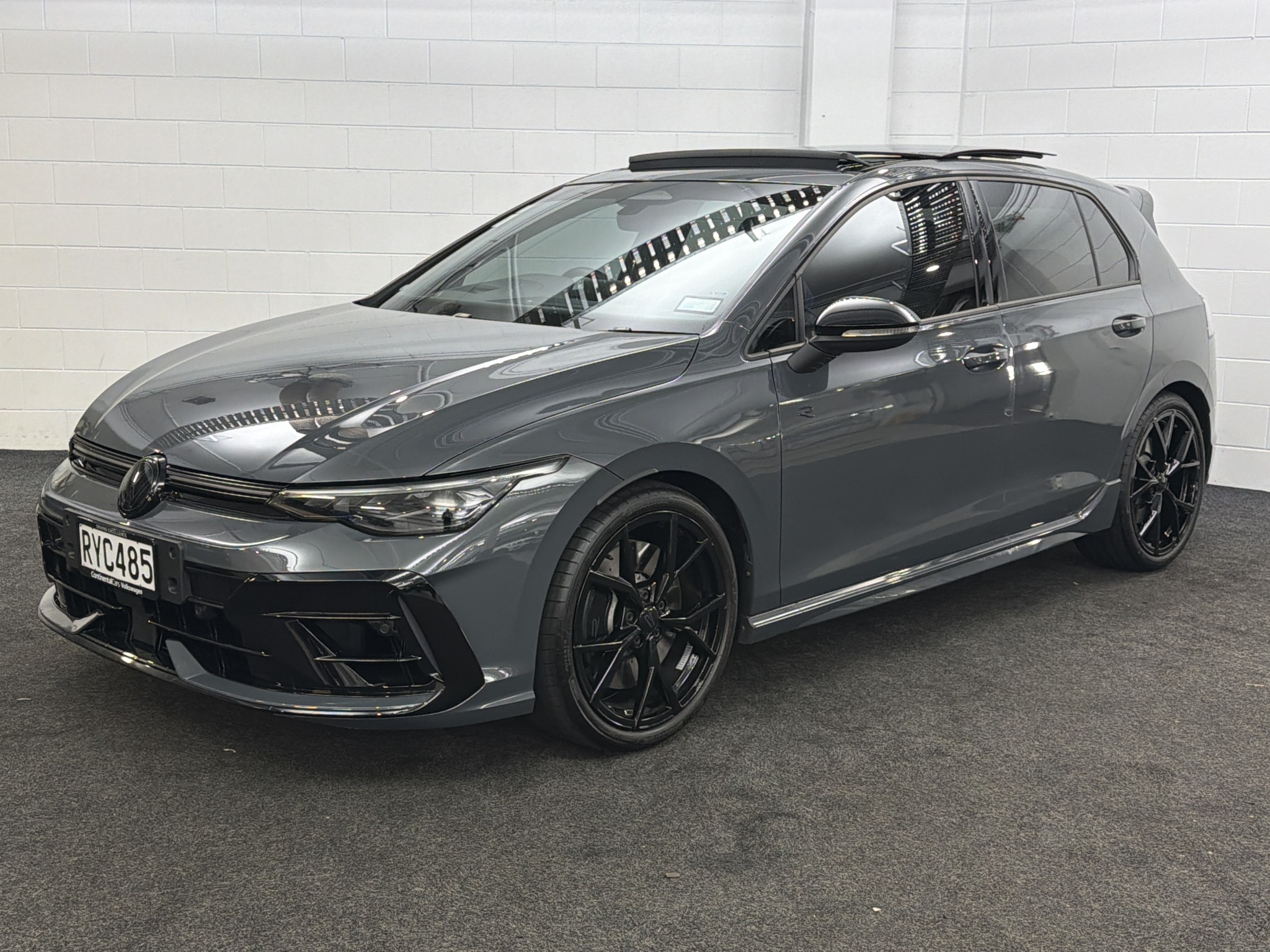 Volkswagen Golf R 8.5