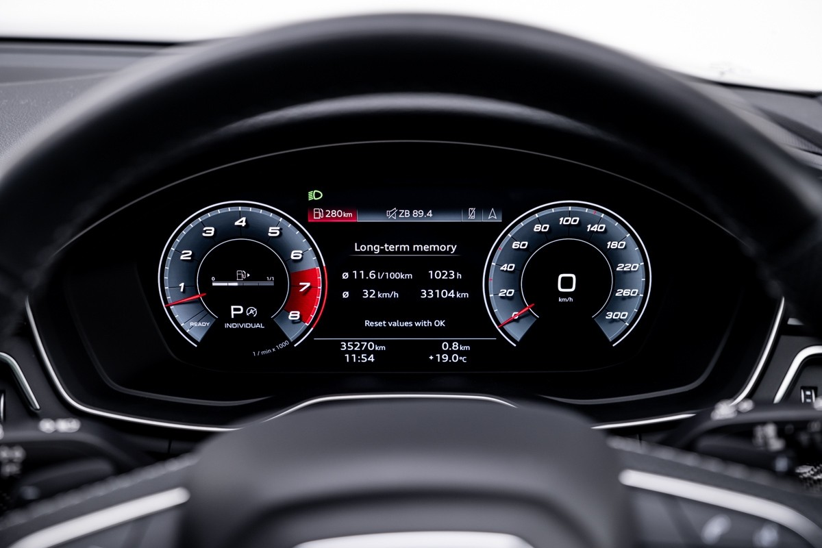 Audi S4 AVANT 260 KW