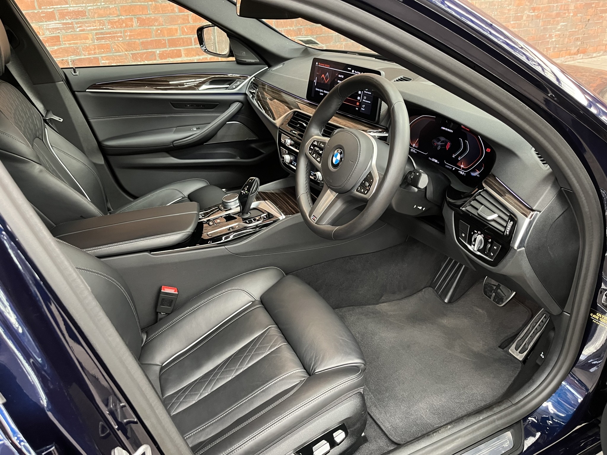 BMW M550i Xdrive 4.4Pt