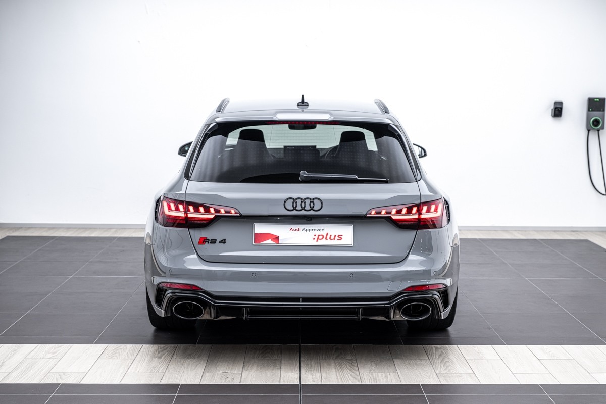 Audi RS4 Avant 331kW
