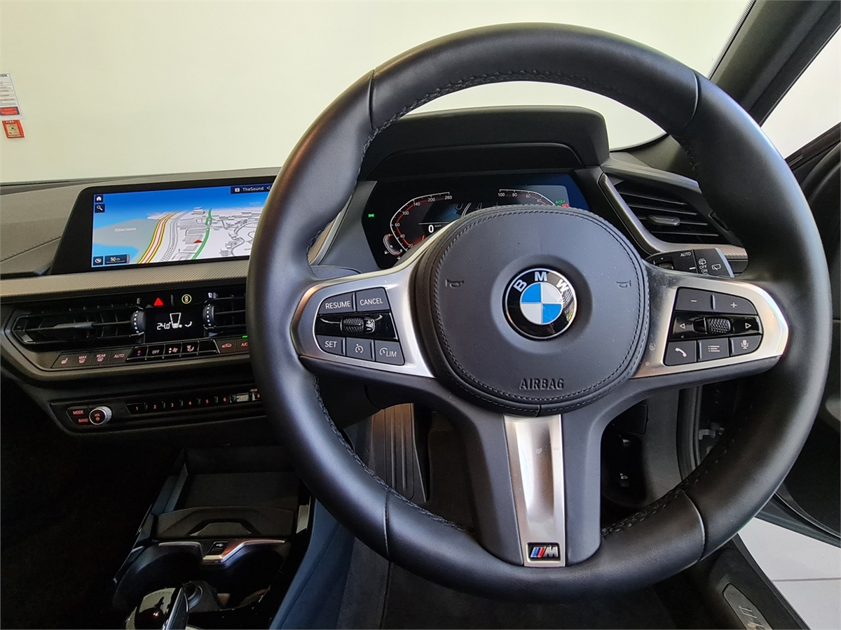 BMW 118i Hatch M Sport + Innovations
